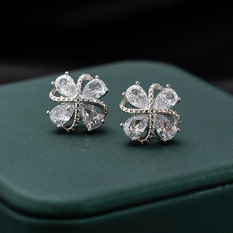 Pear Shaped Zirconia Flower Stud Earrings